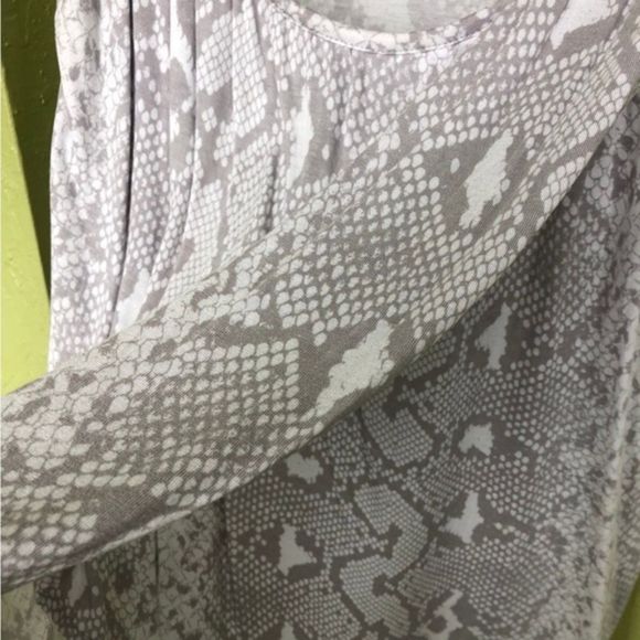 185. INC Snakeskin Pattern Top (M) - Picture 7 of 8
